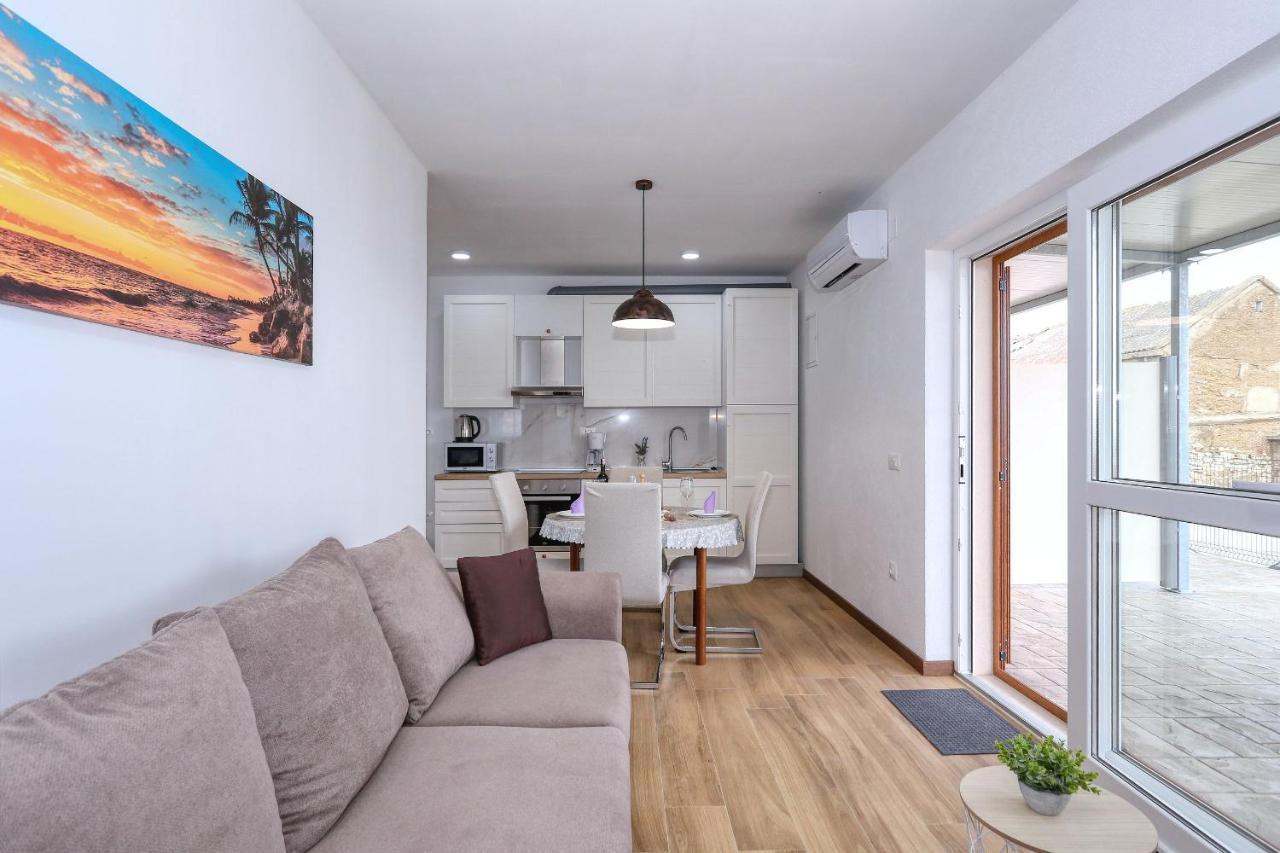 Apartments Poljak 르티나 외부 사진